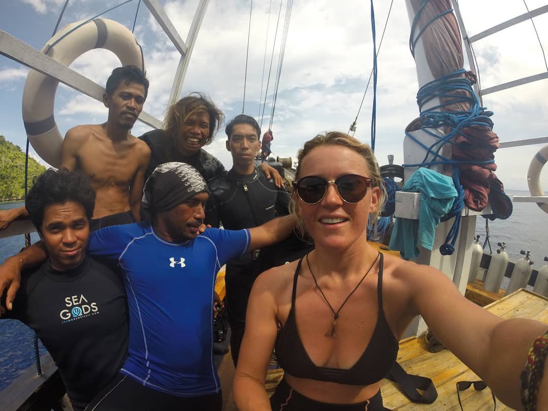Ratu Laut Crew